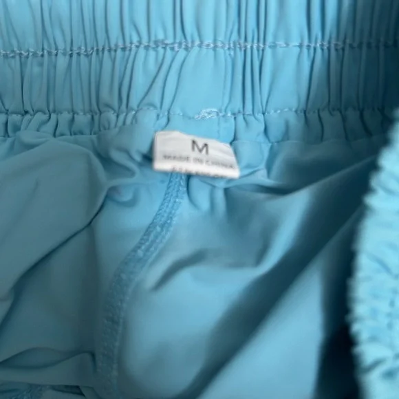 Pretty Blue Shorts w/Butterfly Ruffled Hem - Picture 3 of 5